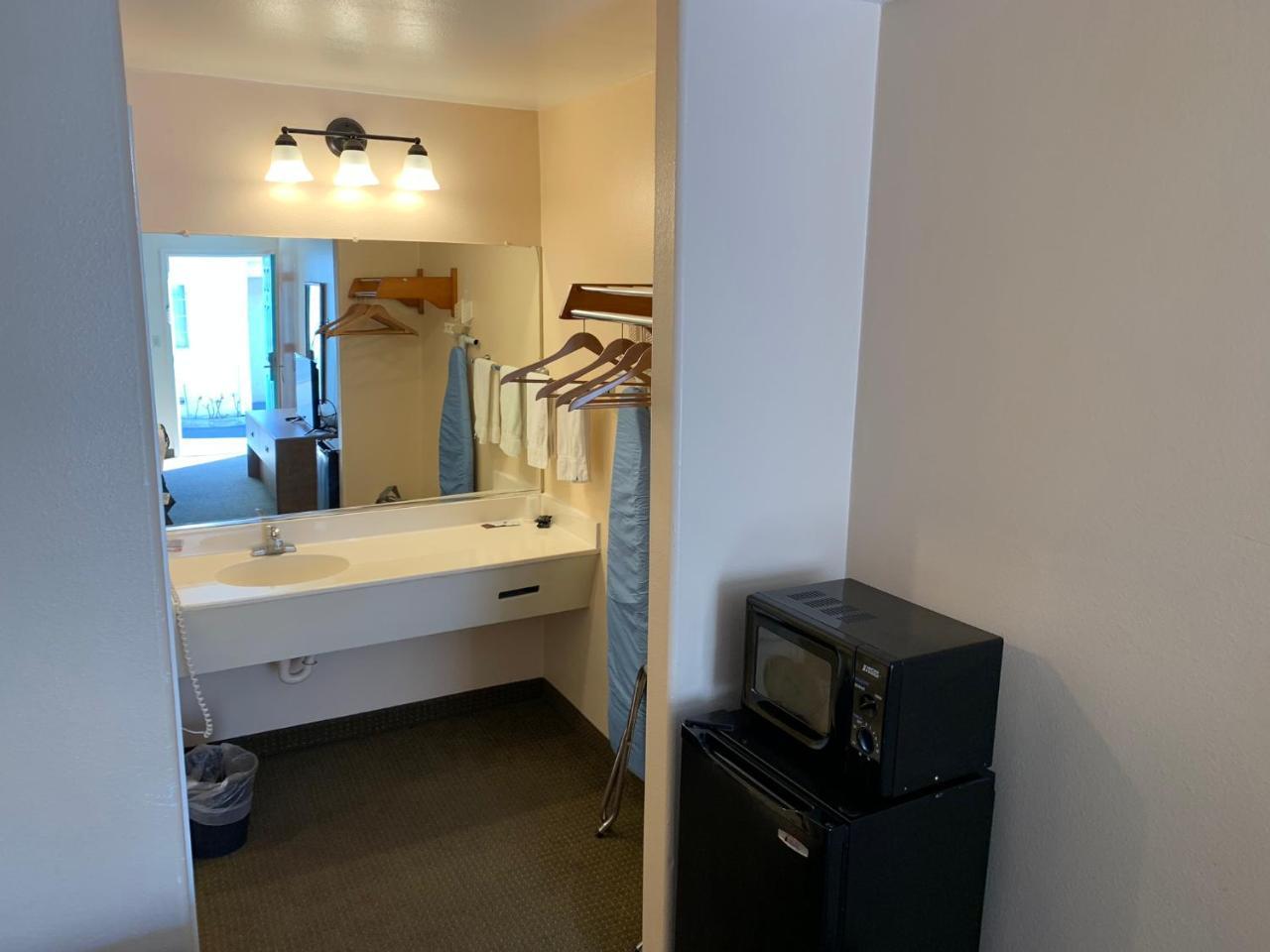 Royal Inn Watsonville Εξωτερικό φωτογραφία